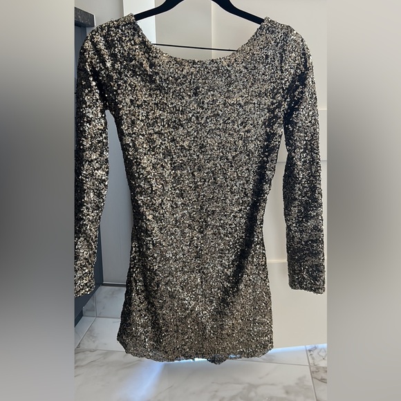 Mini party dress- - Picture 2 of 5